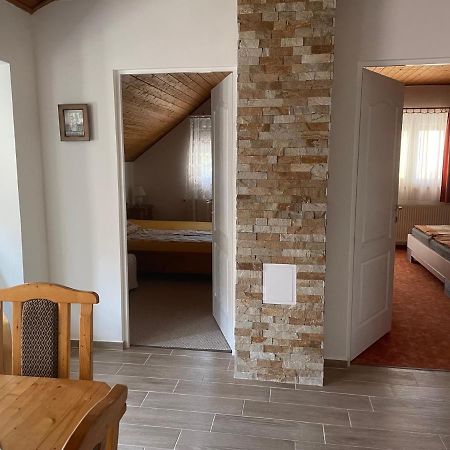 Jasmin Apartman Balatongyörök Buitenkant foto