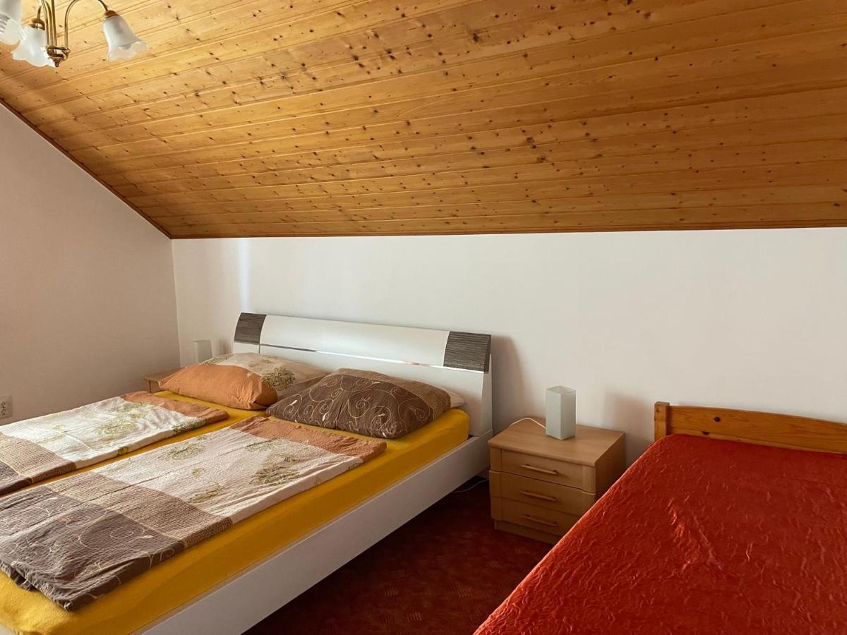 Jasmin Apartman Balatongyörök Buitenkant foto